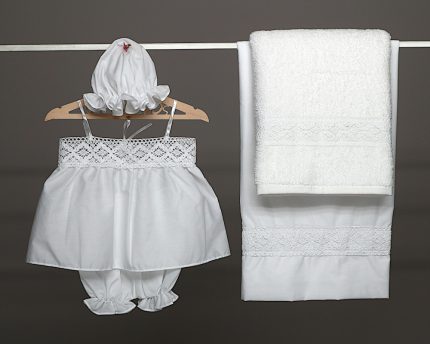 Βαπτιστικό Σετ Λαδόπανων για Κορίτσι, Λευκό με Βαμβακερή Δαντέλα, Ατραντέ - 22013