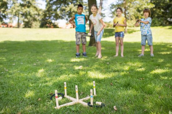 Ξύλινο Παιχνίδι Σκοποβολής Με Κρίκους  Ring Toss - BS Toys