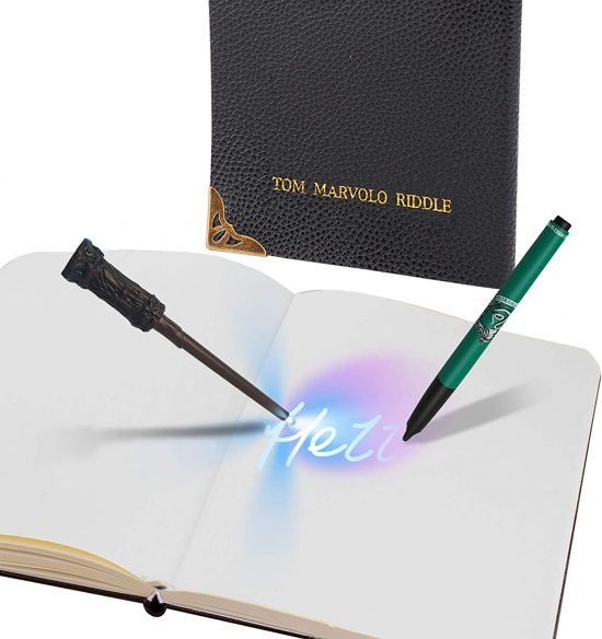 Wow! Stuff – Tom Riddle’s Diary Notebook, Pen & Torch WW-1025 5+