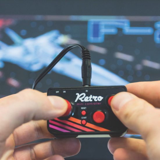 RED5 Retro Games Mini Controller Joystick Χειριστήριο Ρετρό Βιντεοπαιχνιδιών 772227 8+ - The Source
