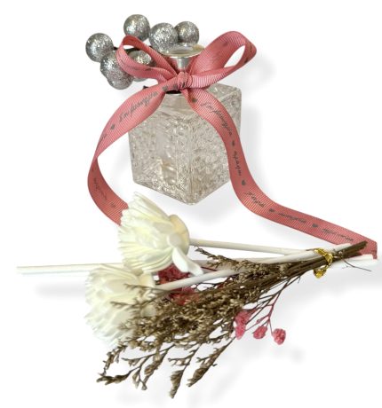 ΑΡ10Χ1 | Χριστουγεννιάτικο Αρωματικό Χώρου Sangri-la με Αποξηραμένα & Sticks και Κορδέλα με Ευχές 100ml