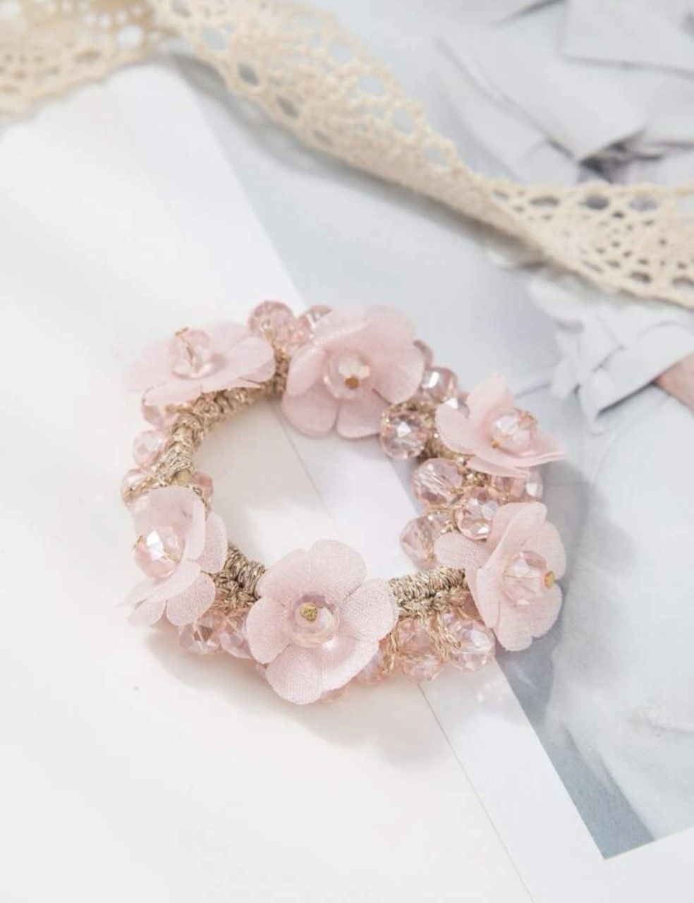 Διακοσμητικό Λαστιχάκι Μαλλιών Ρόζ με Χάντρες (7,8cm) | AC148 Διακοσμητικό Λαστιχάκι Μαλλιών Ρόζ με Χάντρες (7,8cm) | AC148