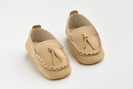 Χειροποίητο Βαπτιστικό Παπουτσάκι Αγκαλιάς για Αγόρι Ώχρα A601Κ, Everkid