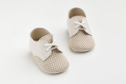 Χειροποίητο Βαπτιστικό Παπουτσάκι Αγκαλιάς για Αγόρι Εκρού Α602Ε, Everkid