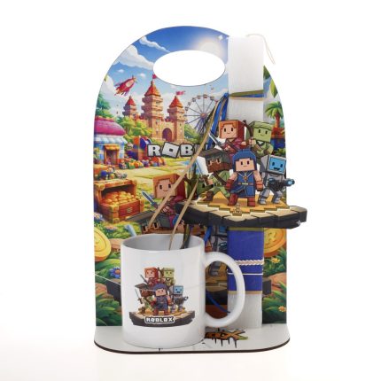 Πασχαλινό Σετ Δώρου Roblox: Αρωματική Λαμπάδα, Κούπα & Ξύλινη Βάση ΠΛΚ-2614 (Υ.30 Π.20cm) || Bellissimo