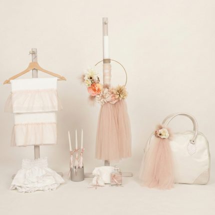 Σετ Βάπτισης για Κορίτσι με Θέμα Κρίκος με Λουλούδια Εκρού-Πούδρα 26115