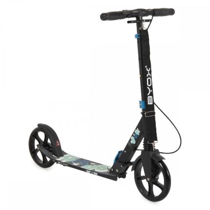 Three-wheeled kid's kick scooter with a camo deck, black frame, and padded handlebars.