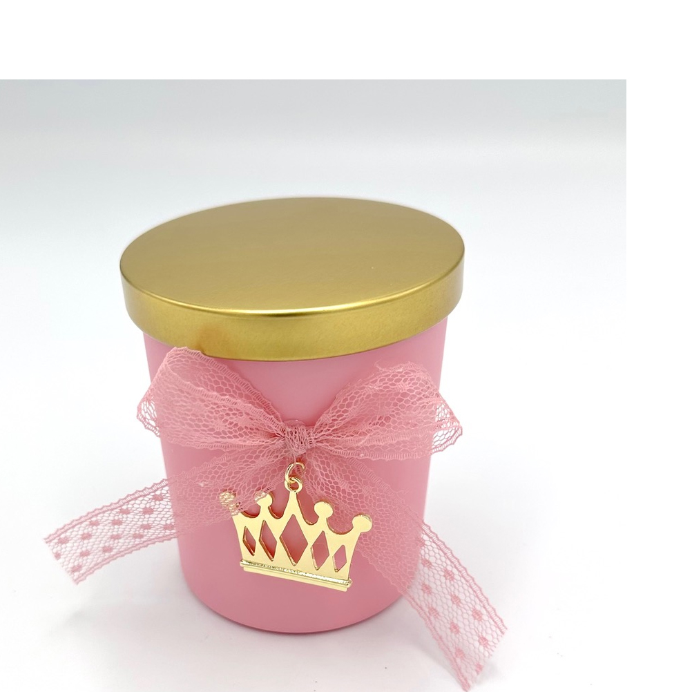 FC303A89-B71B-3C3C-7823-019A818D2639_11 | La Vie en Rose Pink gift box with a gold lid, tied with pink lace and a gold crown charm.