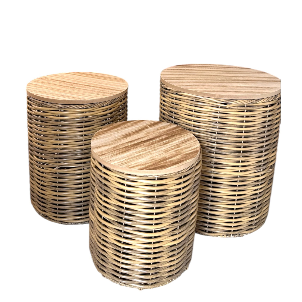 9C82961A-6A53-2B81-9EFD-019D966F619C_11 | La Vie en Rose Three round wicker storage baskets with matching wooden lids in varying heights set together.